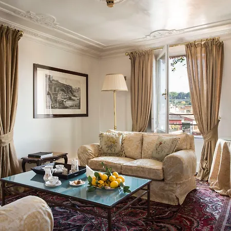 מלון Grand Plaza 5*