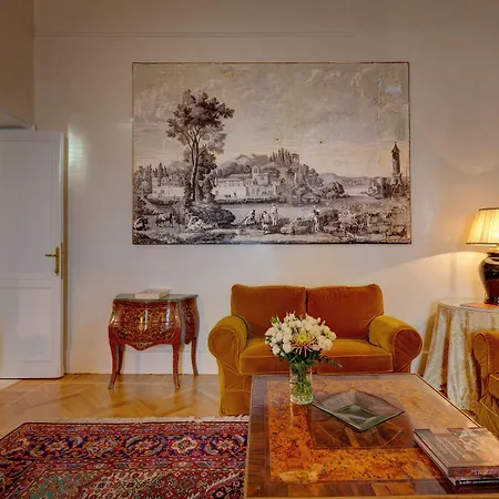 Hotel Grand Plaza 5*