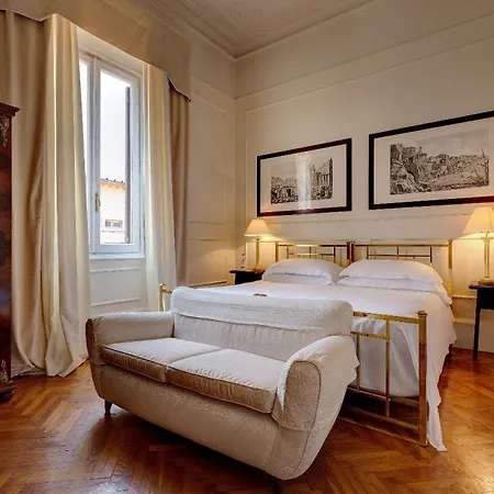 Hotel Grand Plaza 5*