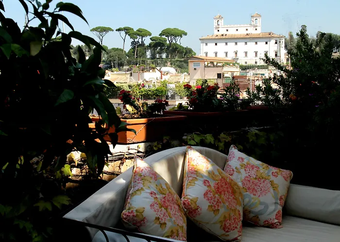 Grand Plaza Hotel 5*