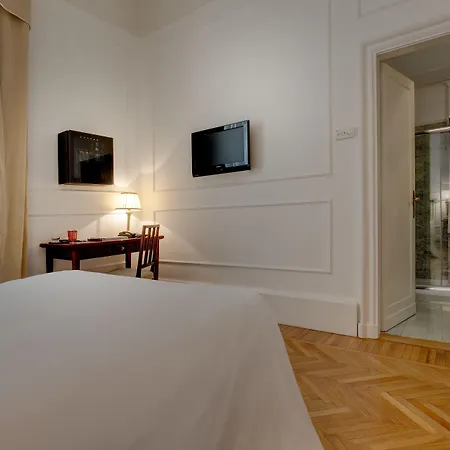Hotel Grand Plaza 5*