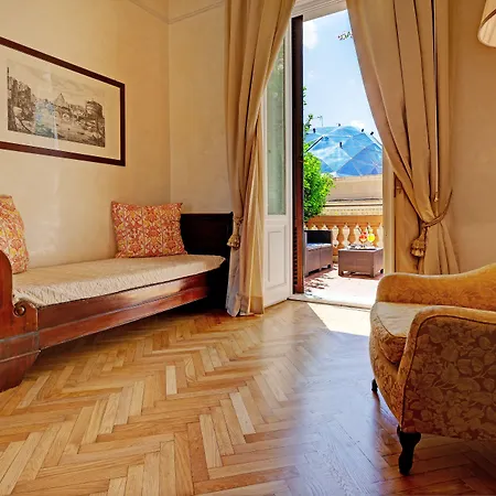 Hotel Grand Plaza 5*