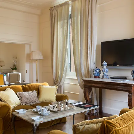 Grand Plaza 5*